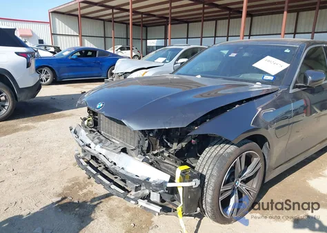 2021 BMW 3 Series 330E z USA, uszkodzony, nr VIN 3MW5P7J00M8B76502